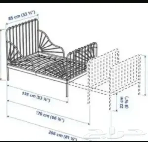 سرير ايكيا قابل للتمدد لون اسود مستخدم بدون فرشه التواصل مع